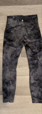 Lululemon Align 25" Size 4